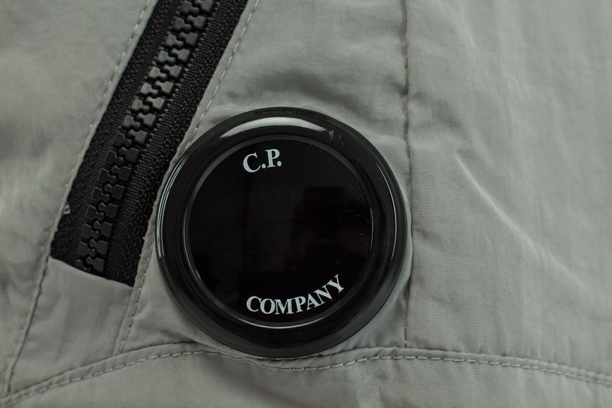 Нейлоновые шорты C.P. Company 1010 фото